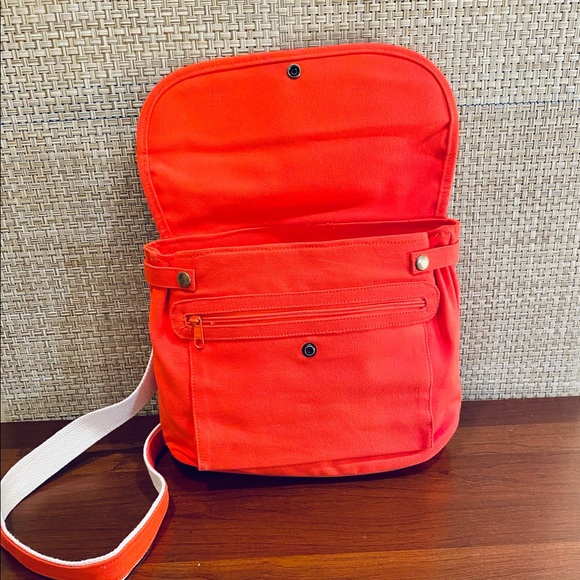🌟HP🌟VTG 1990s NEW! Orange Canvas Messenger Style Shoulder Bag by Amanda Smith - Picture 3 of 12